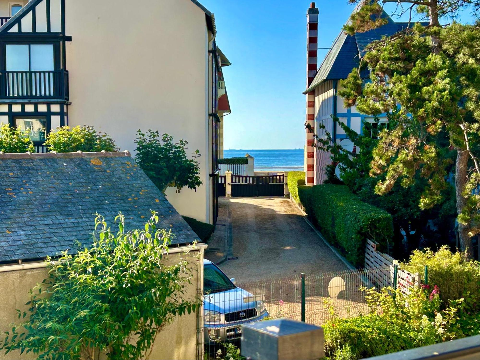 Magnifique Appartement Vue Mer A 50 M De La Plage Villers-sur-Mer Ngoại thất bức ảnh